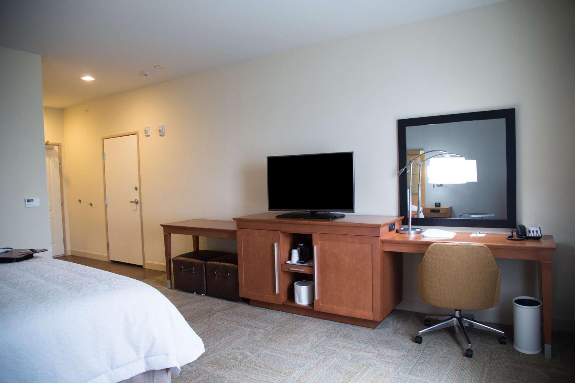 Hampton Inn And Suites By Hilton Мак-Кинни Экстерьер фото